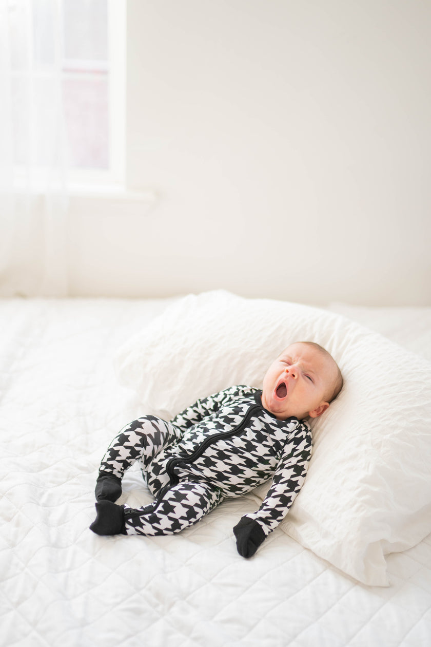 Houndstooth Zippy